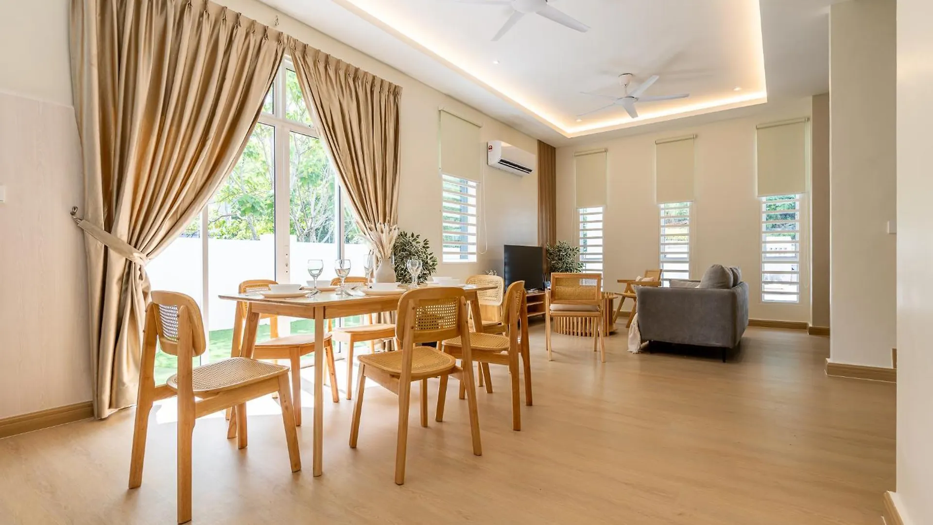 La Ferringhi Villa - Ryokan Collection, By Alv Batu Ferringhi